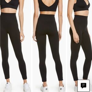 WeWoreWhat spandex leggings